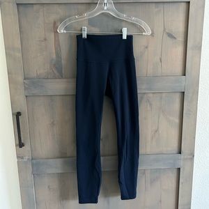Lululemon leggings sz 2 Navy